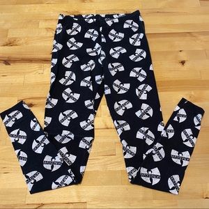 Divided H&M brand Wutang Clan leggings - size S
